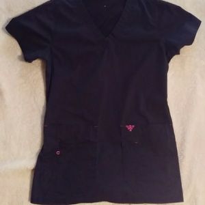 Med Couture Scrubs Flex-It V-Neck Top